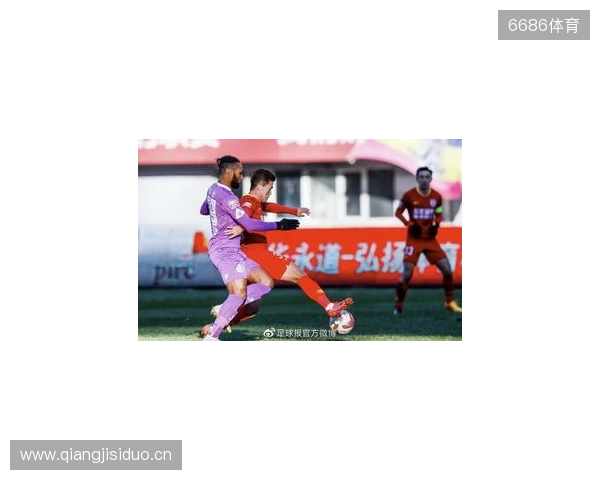 亚泰出征青岛准备赛季收官战 球迷助威歌声为子弟兵加油 亚泰出征青岛准备赛季收官战 球迷助威歌声为子弟兵加油