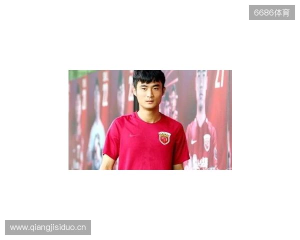 足球报：海港有意杨希，徐彬留洋仍存不确定，西海岸资金有困